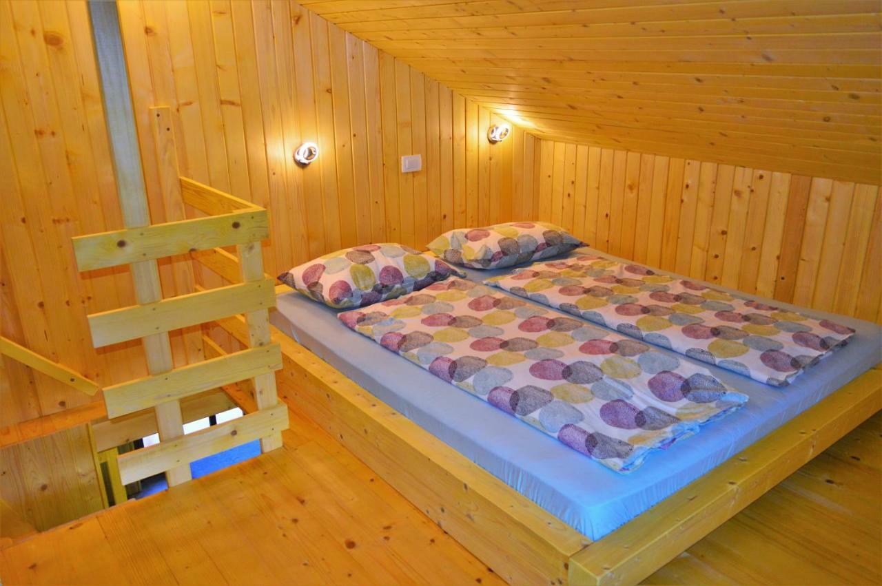 Sleeping With The Bees Kozjak Kobarid Kültér fotó